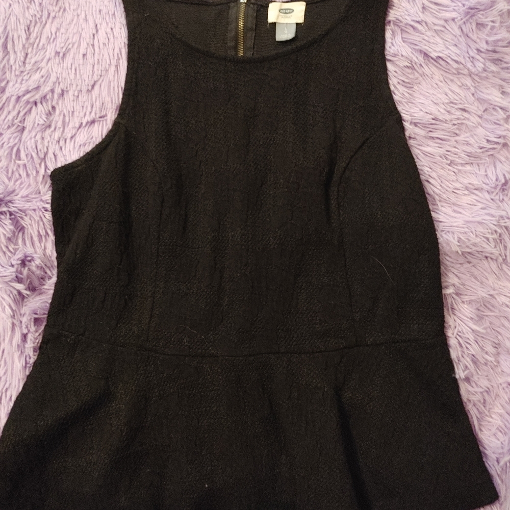 Old Navy LG black peplum top